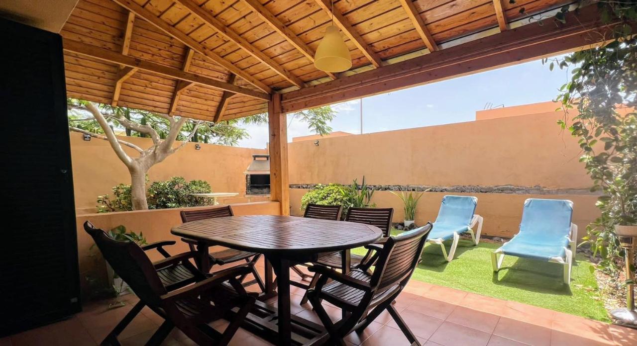 Vivienda Vacacional Orquidea Corralejo Room photo